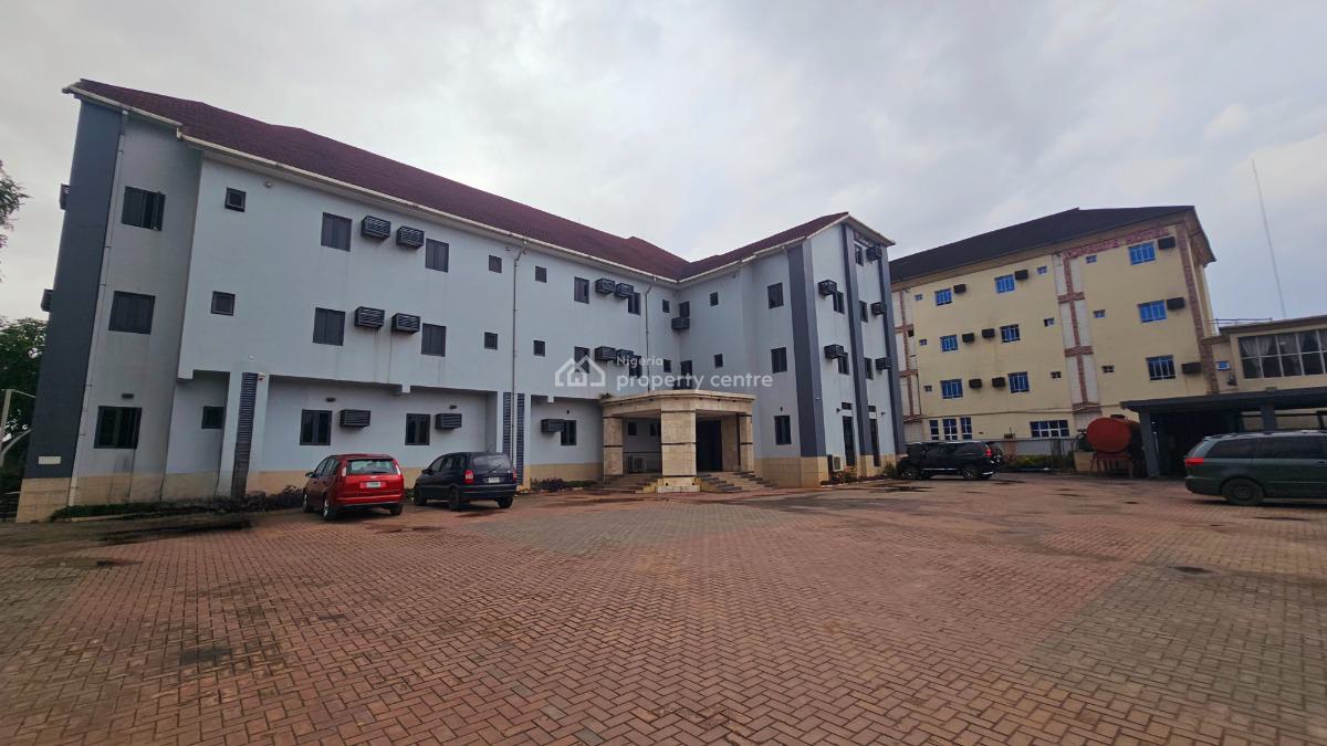 Hotel, New Owerri, Owerri Municipal, Imo, Hotel / Guest House for Sale