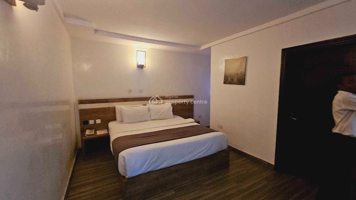 Hotel, New Owerri, Owerri Municipal, Imo, Hotel / Guest House for Sale