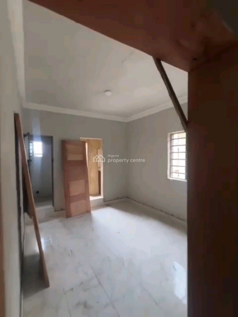 a Newly Built and Standard Room Self Contain, Upstairs and Groundfloor, Ojuelegba, Surulere, Lagos, Self Contain (single Rooms) for Rent