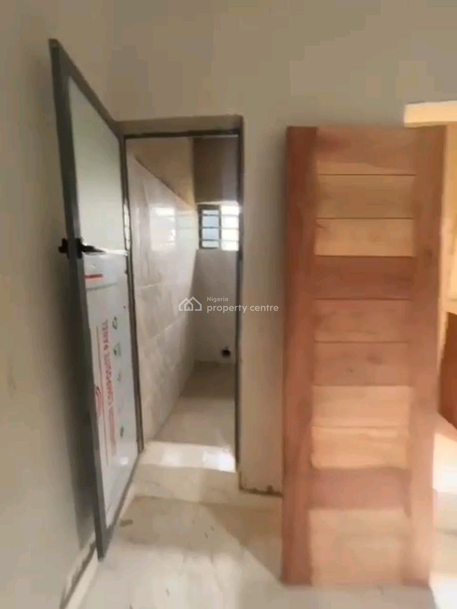 a Newly Built and Standard Room Self Contain, Upstairs and Groundfloor, Ojuelegba, Surulere, Lagos, Self Contain (single Rooms) for Rent