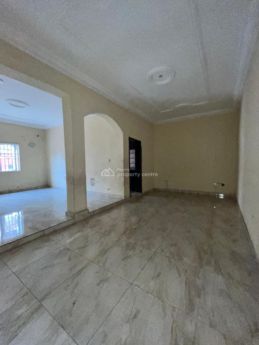 3 Bedroom Apartment, Ilaje Mobil Road, Lekki, Lagos, Flat / Apartment for Rent