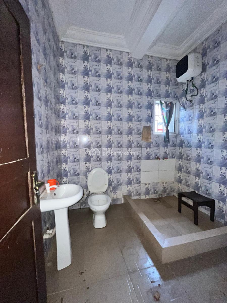 3 Bedroom Apartment, Ilaje Mobil Road, Lekki, Lagos, Flat / Apartment for Rent