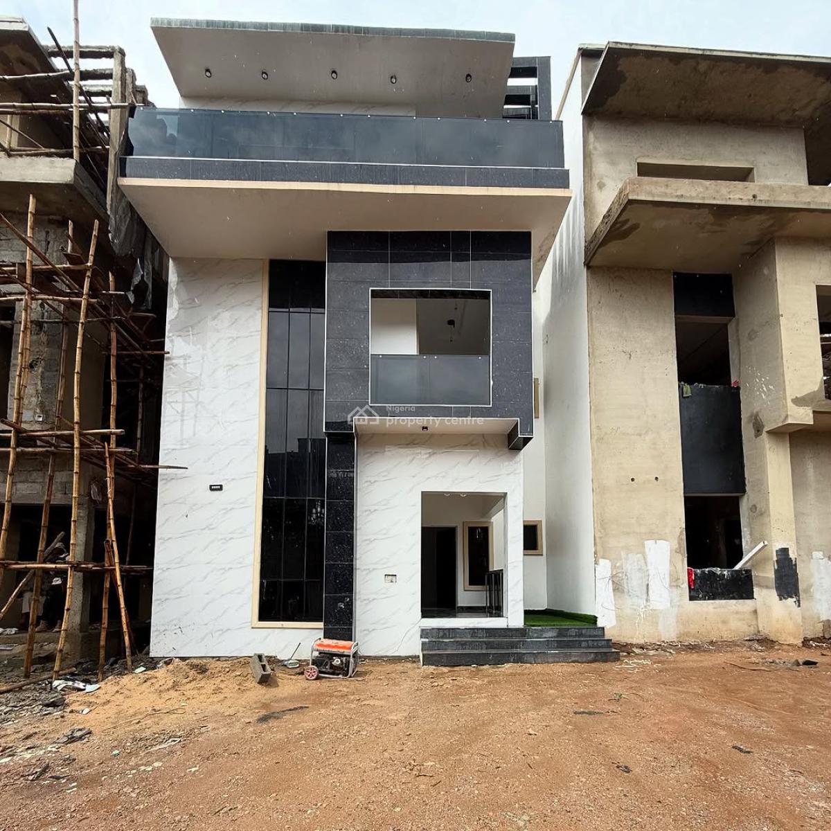 Elegant 4 Bedroom Terrace Duplex with Bq, Durumi, Abuja, Terraced Duplex for Sale