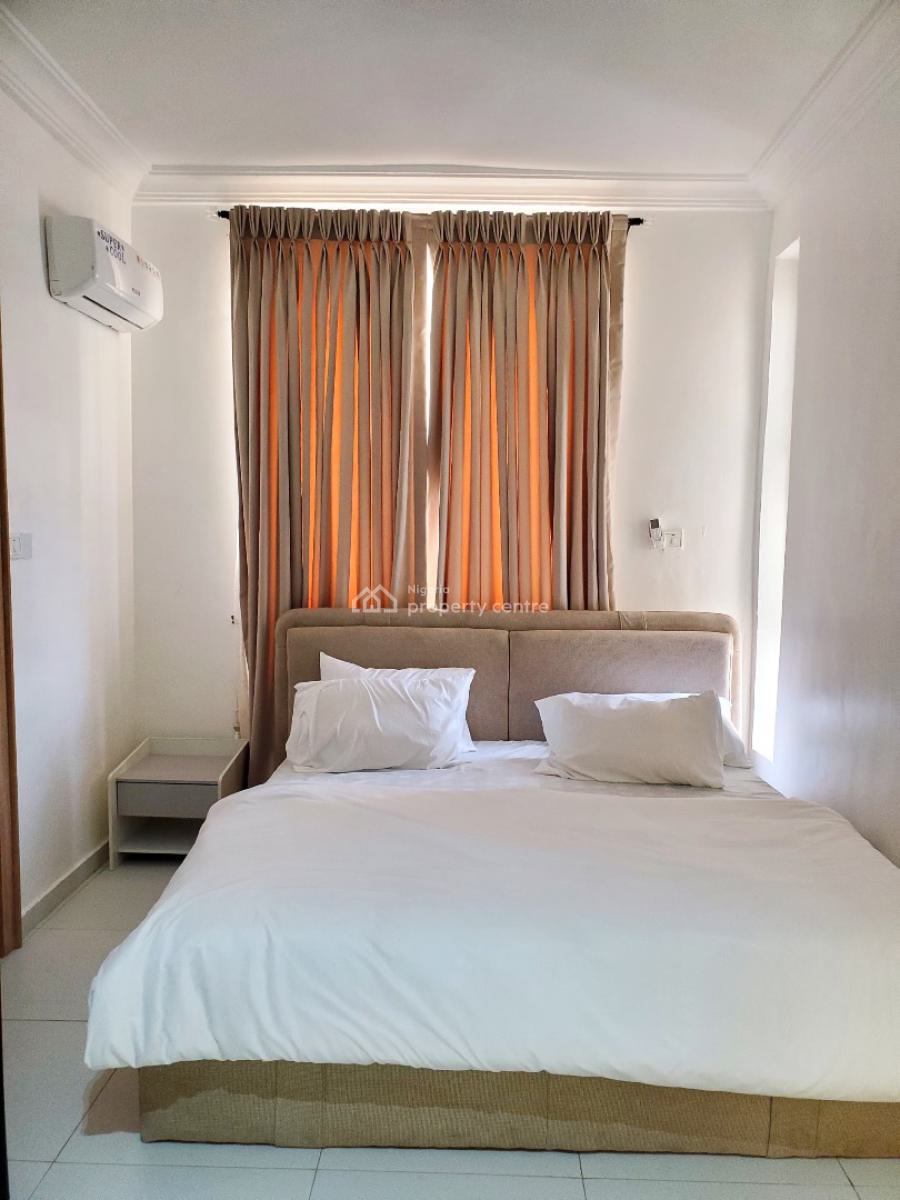 Luxury 2-bedroom Apartment with Alexa and Swimming Pool, Ikoyi, Lagos, Flat / Apartment Short Let