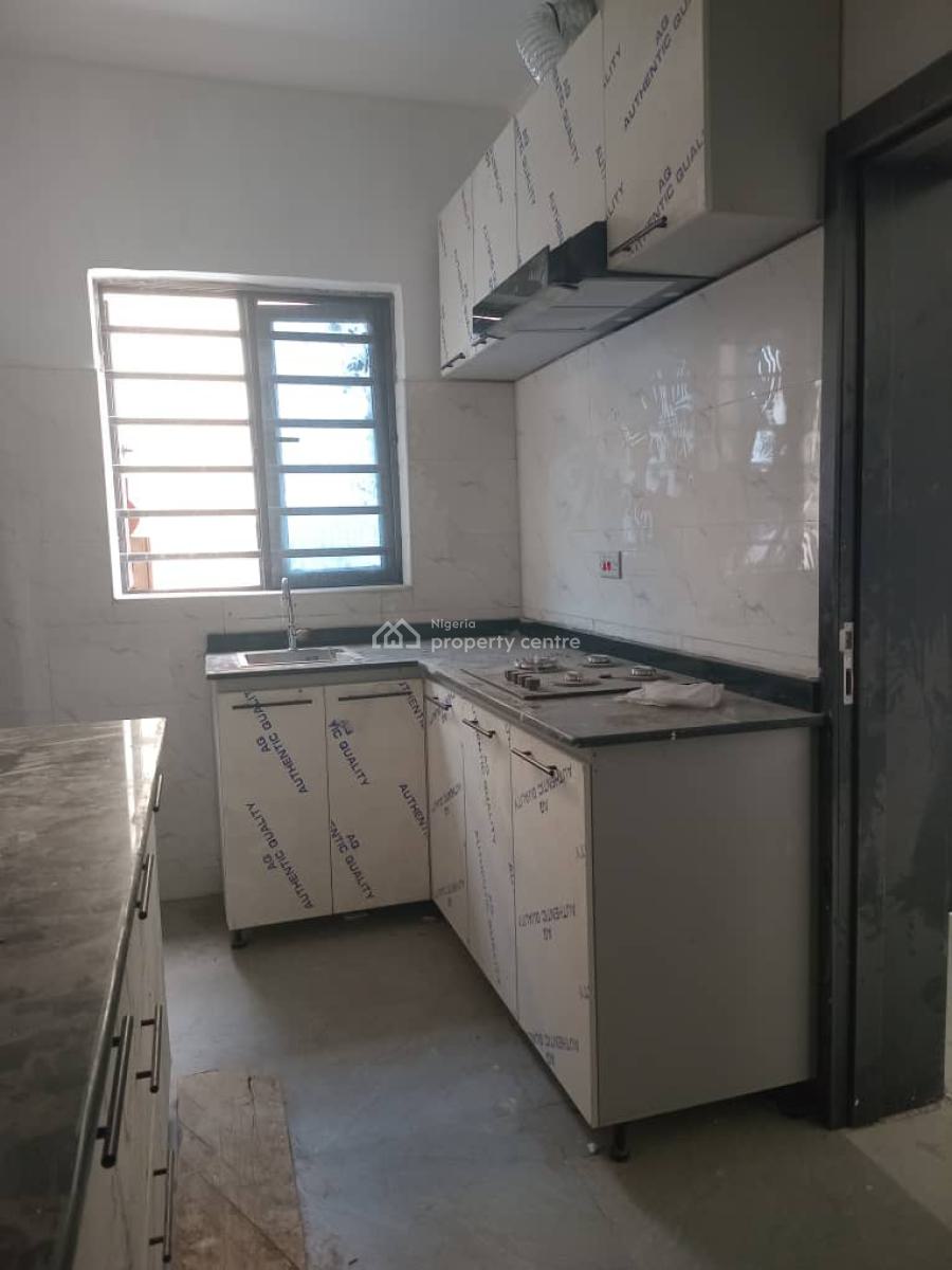 Lovely 2 Bedroom Apartment, Gbagada, Lagos, Flat / Apartment for Rent