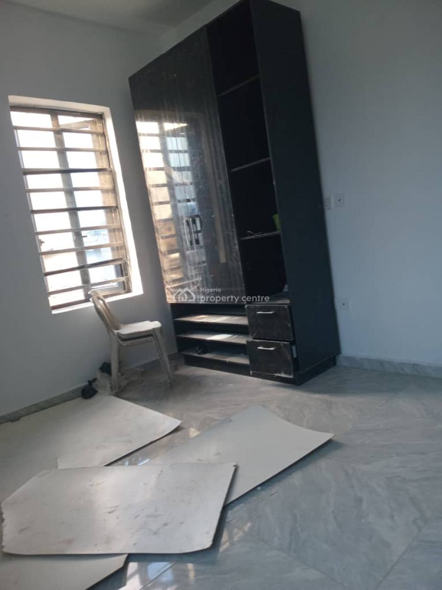 Lovely 2 Bedroom Apartment, Gbagada, Lagos, Flat / Apartment for Rent