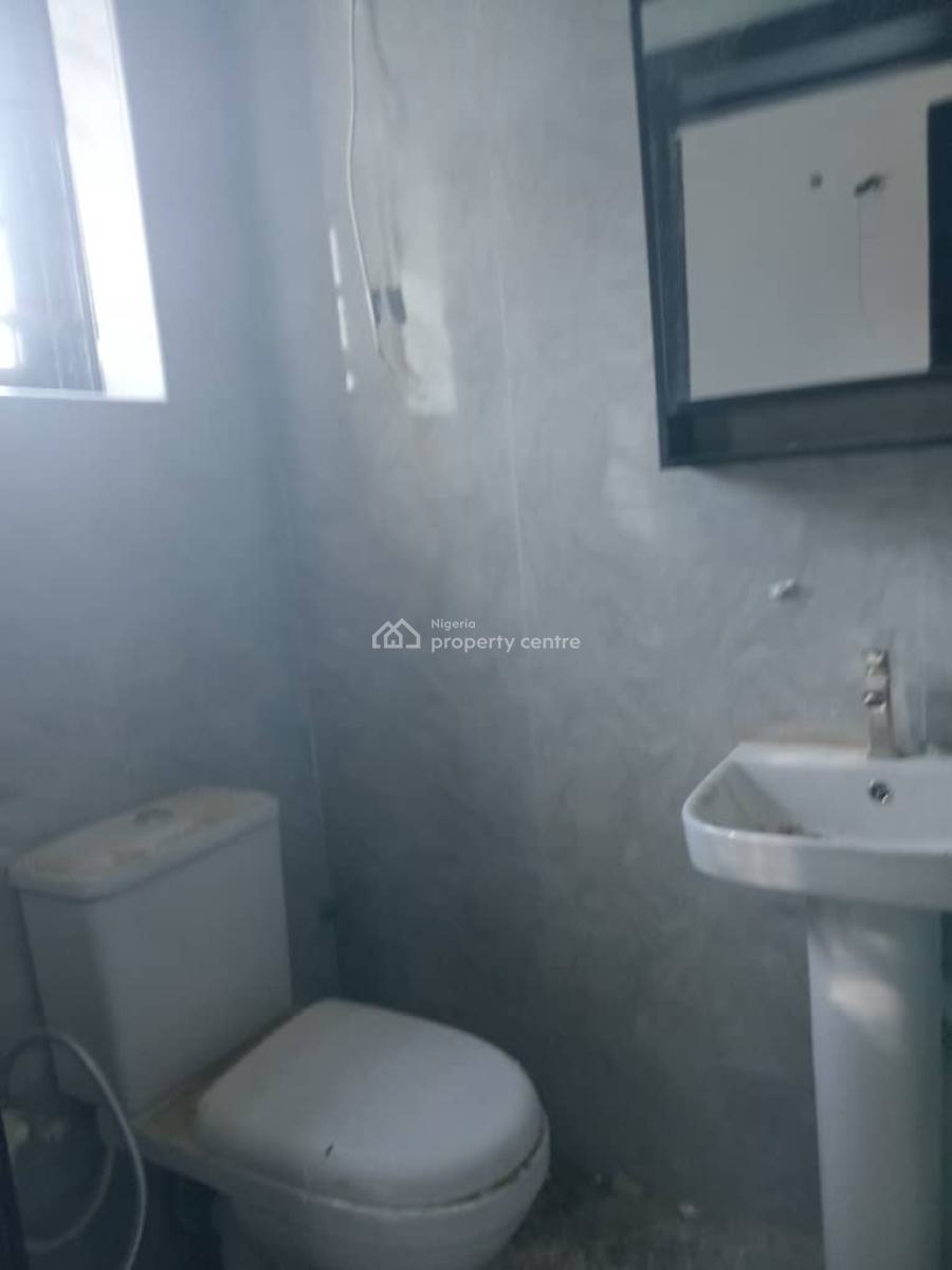 Lovely 2 Bedroom Apartment, Gbagada, Lagos, Flat / Apartment for Rent