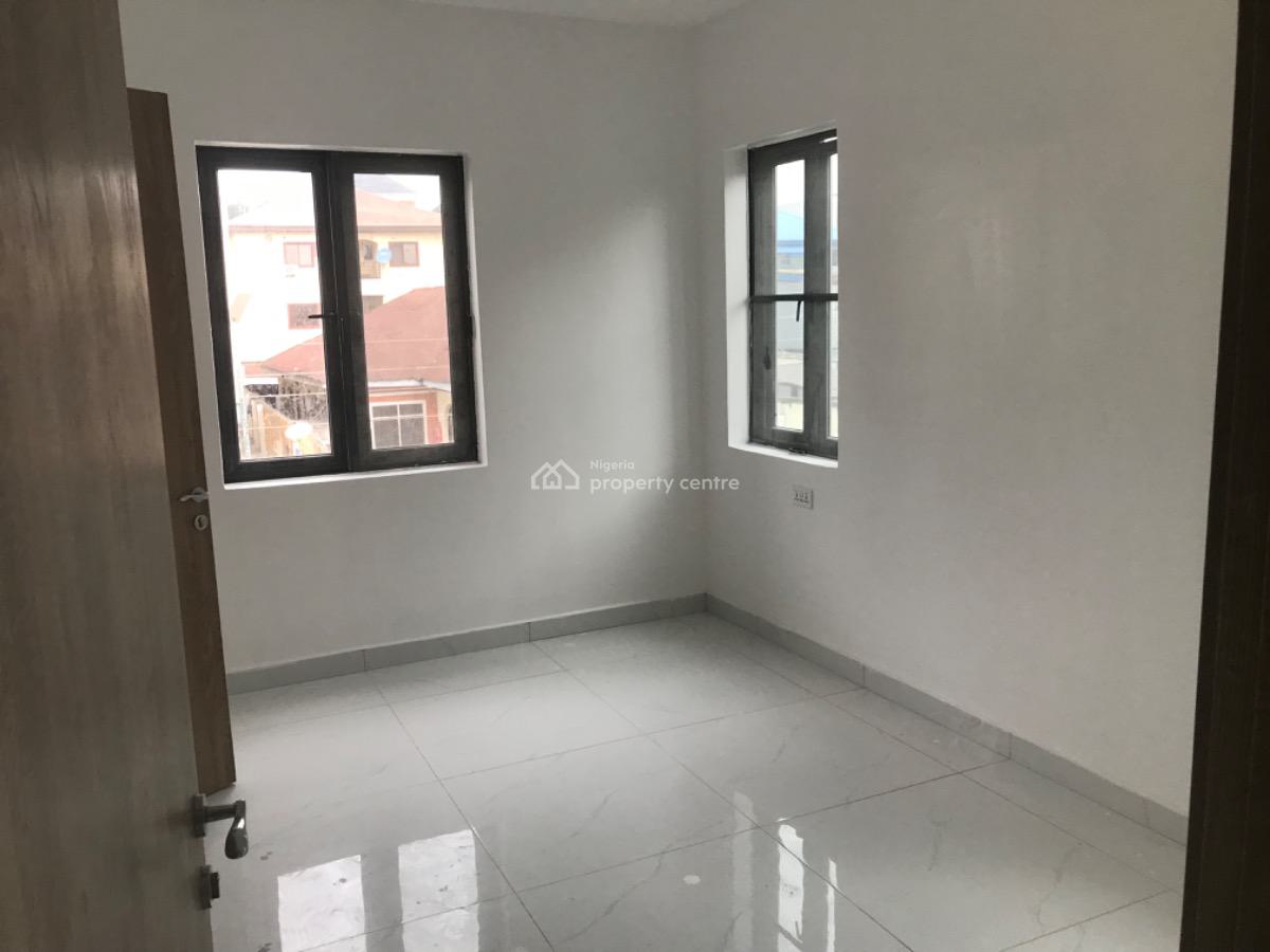 Executive Newly Built Lovely Service 3 Bedroom Flat, Alagomeji, Yaba, Lagos, Flat / Apartment for Rent