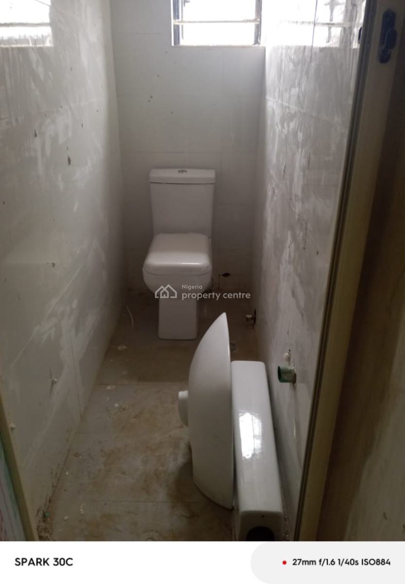 2 Bedroom Flat, Off Opebi Road, Opebi, Ikeja, Lagos, Flat / Apartment for Rent