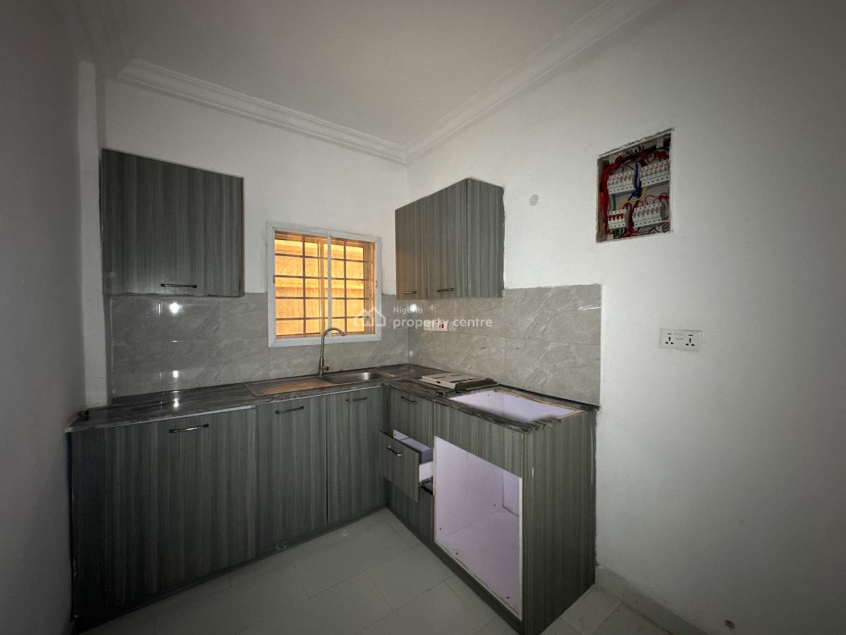 Serviced 2 Bedroom Apartment, Orchid Road, Lekki, Lagos, Flat / Apartment for Sale