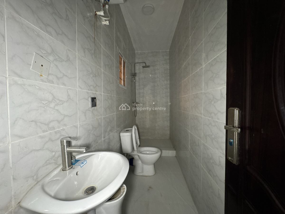 Serviced 2 Bedroom Apartment, Orchid Road, Lekki, Lagos, Flat / Apartment for Sale
