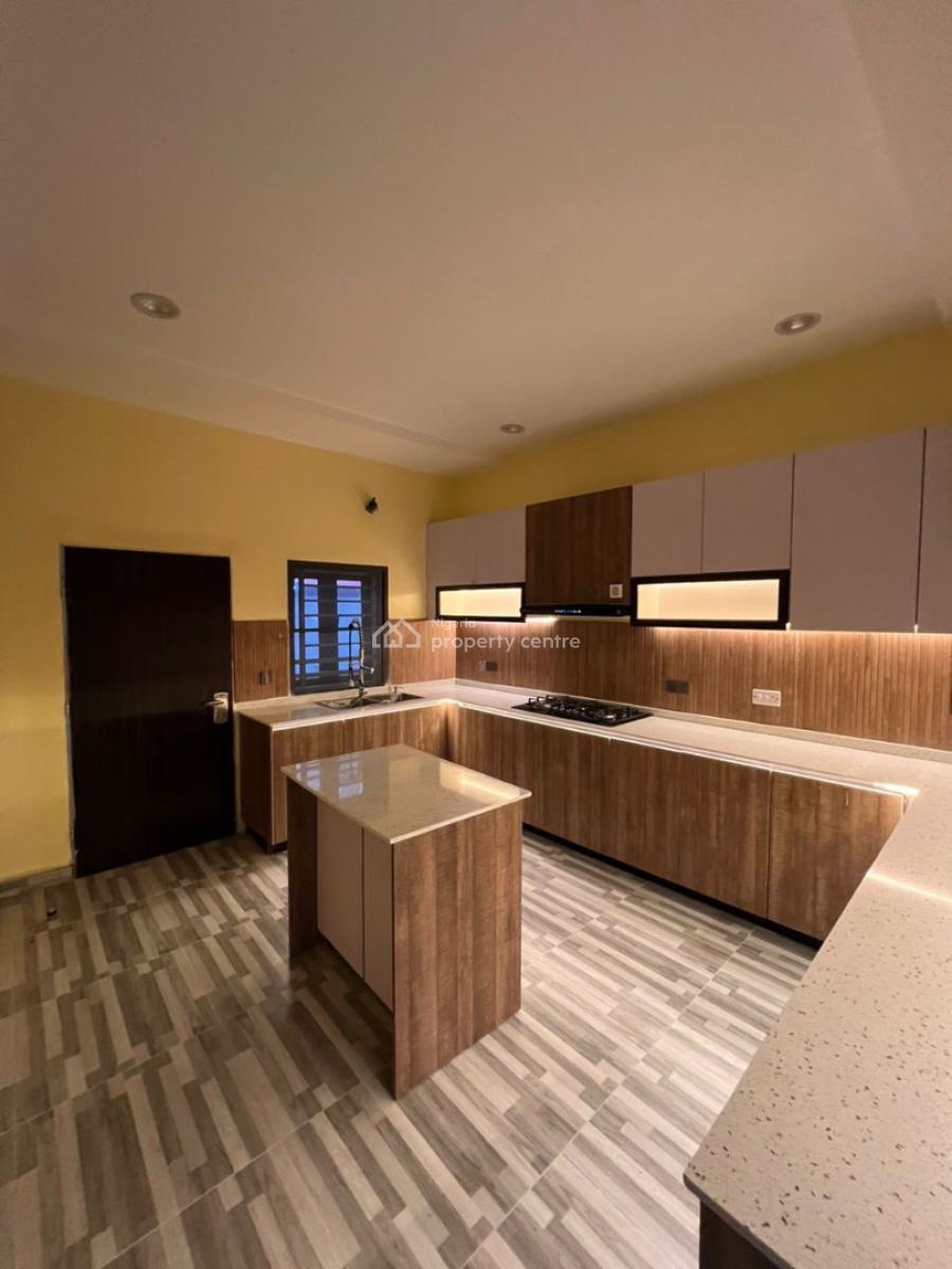 Classy 4 Bedroom Terraced Duplex with Bq, Guzape District, Abuja, Terraced Duplex for Sale