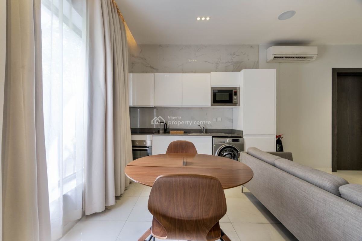 Cozy 1 Bedroom Apartment with Top Notch Amenities, Lekki Phase 1, Lekki, Lagos, Flat / Apartment Short Let