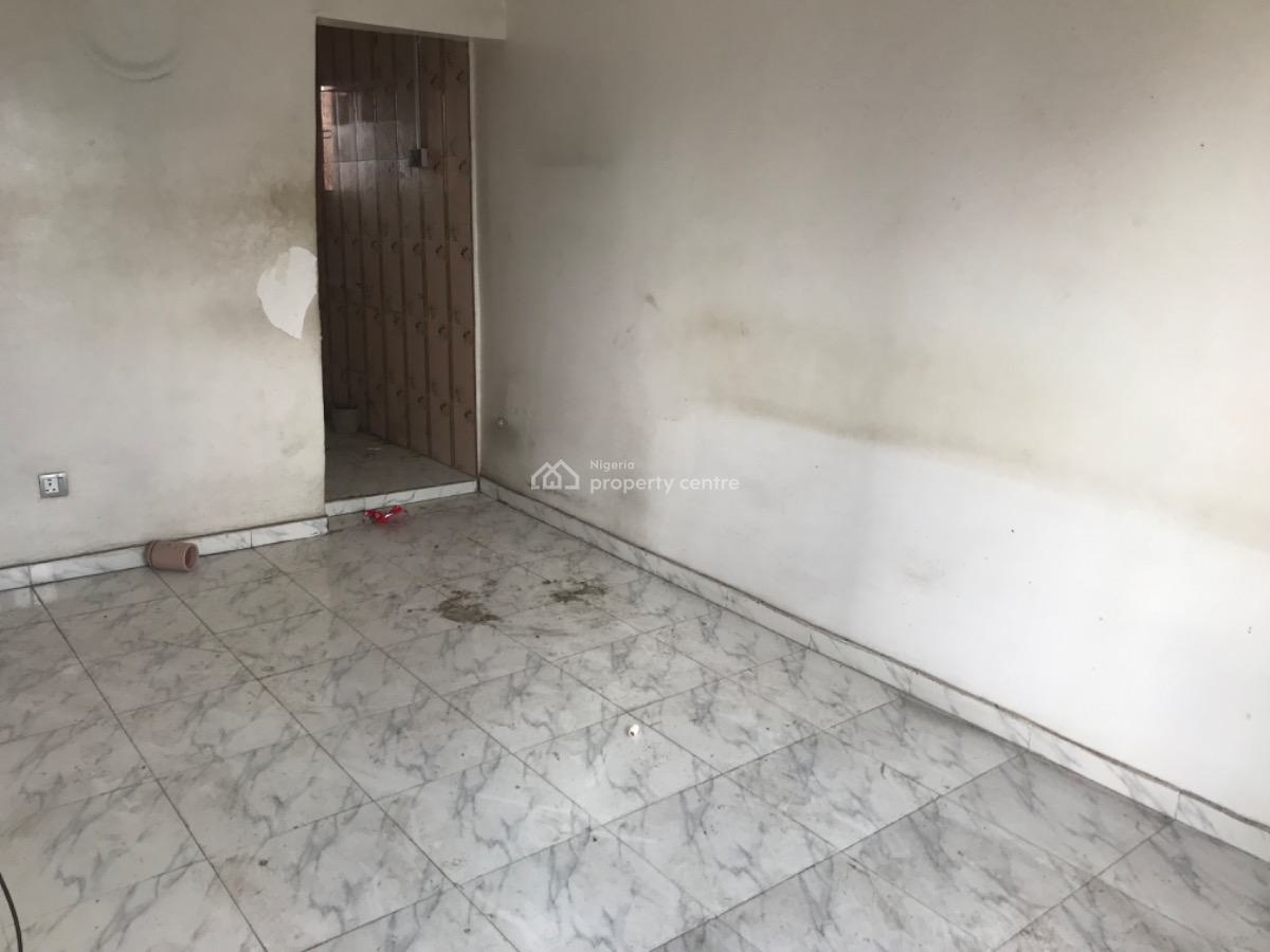 Lovely Miniflat, Onike, Sabo, Yaba, Lagos, Mini Flat (room and Parlour) for Rent