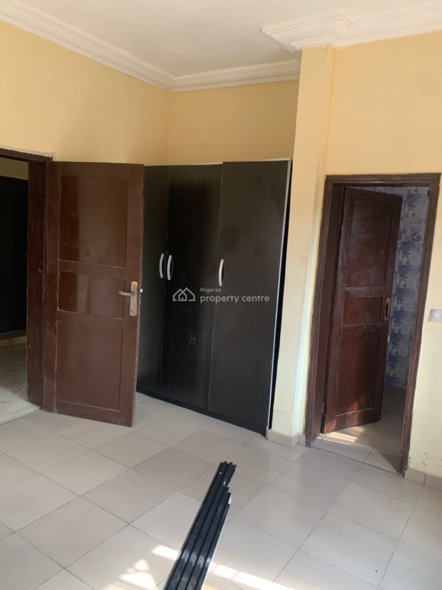Beautiful Nice 3 Bedroom Flat Ground Floor, Mobil Road, Ilaje, Ajah, Lagos, Flat / Apartment for Rent
