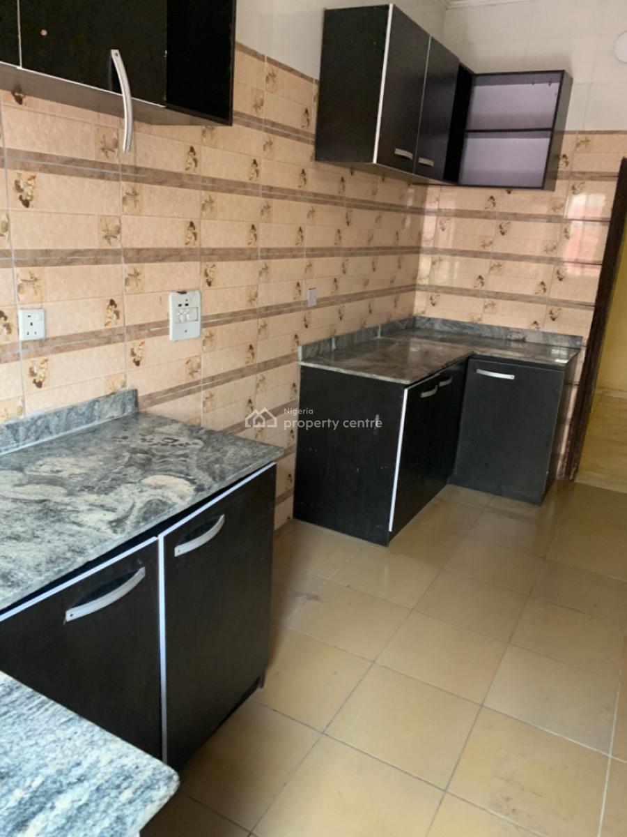 Beautiful Nice 3 Bedroom Flat Ground Floor, Mobil Road, Ilaje, Ajah, Lagos, Flat / Apartment for Rent