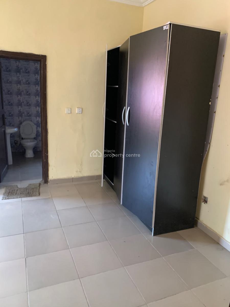 Beautiful Nice 3 Bedroom Flat Ground Floor, Mobil Road, Ilaje, Ajah, Lagos, Flat / Apartment for Rent