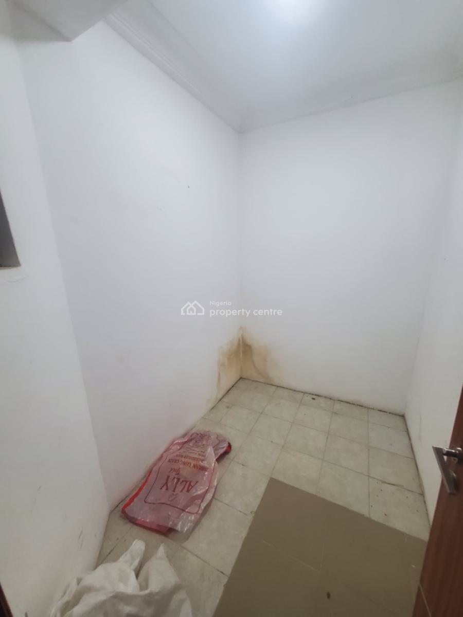 Well Maintained, Tastefully Finished, Four Bedroom Semi Detached Duplex, Lekki Phase 1, Lekki, Lagos, Semi-detached Duplex for Rent