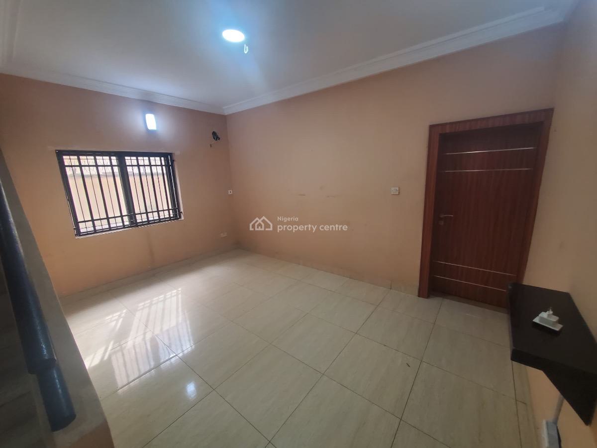 Well Maintained, Tastefully Finished, Four Bedroom Semi Detached Duplex, Lekki Phase 1, Lekki, Lagos, Semi-detached Duplex for Rent
