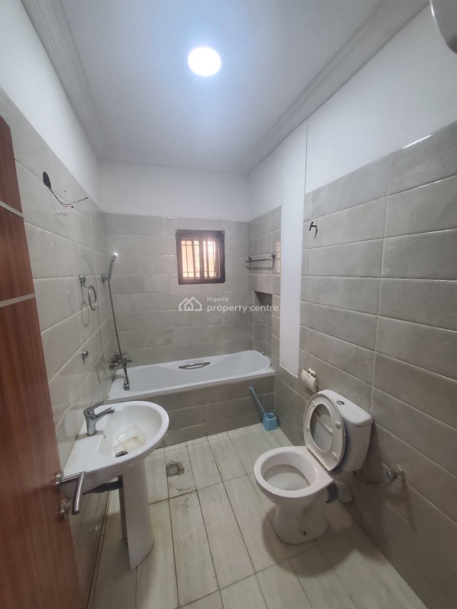 Well Maintained, Tastefully Finished, Four Bedroom Semi Detached Duplex, Lekki Phase 1, Lekki, Lagos, Semi-detached Duplex for Rent