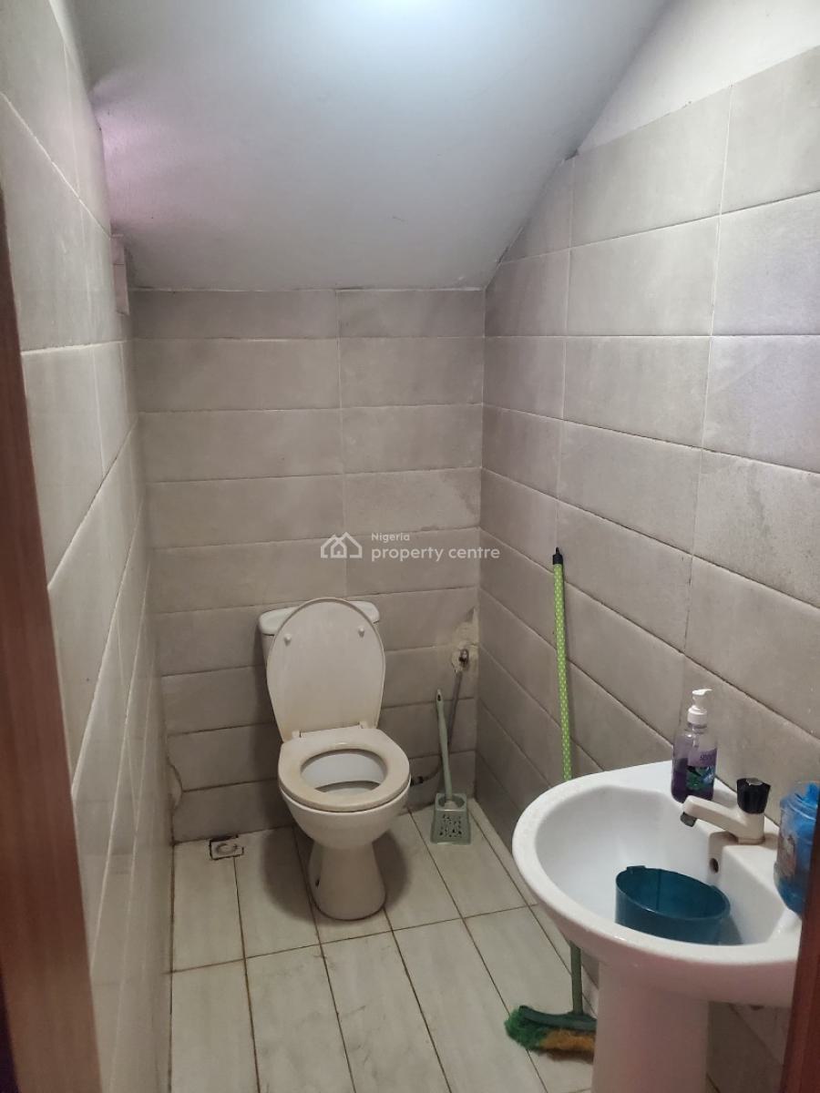 Well Maintained, Tastefully Finished, Four Bedroom Semi Detached Duplex, Lekki Phase 1, Lekki, Lagos, Semi-detached Duplex for Rent