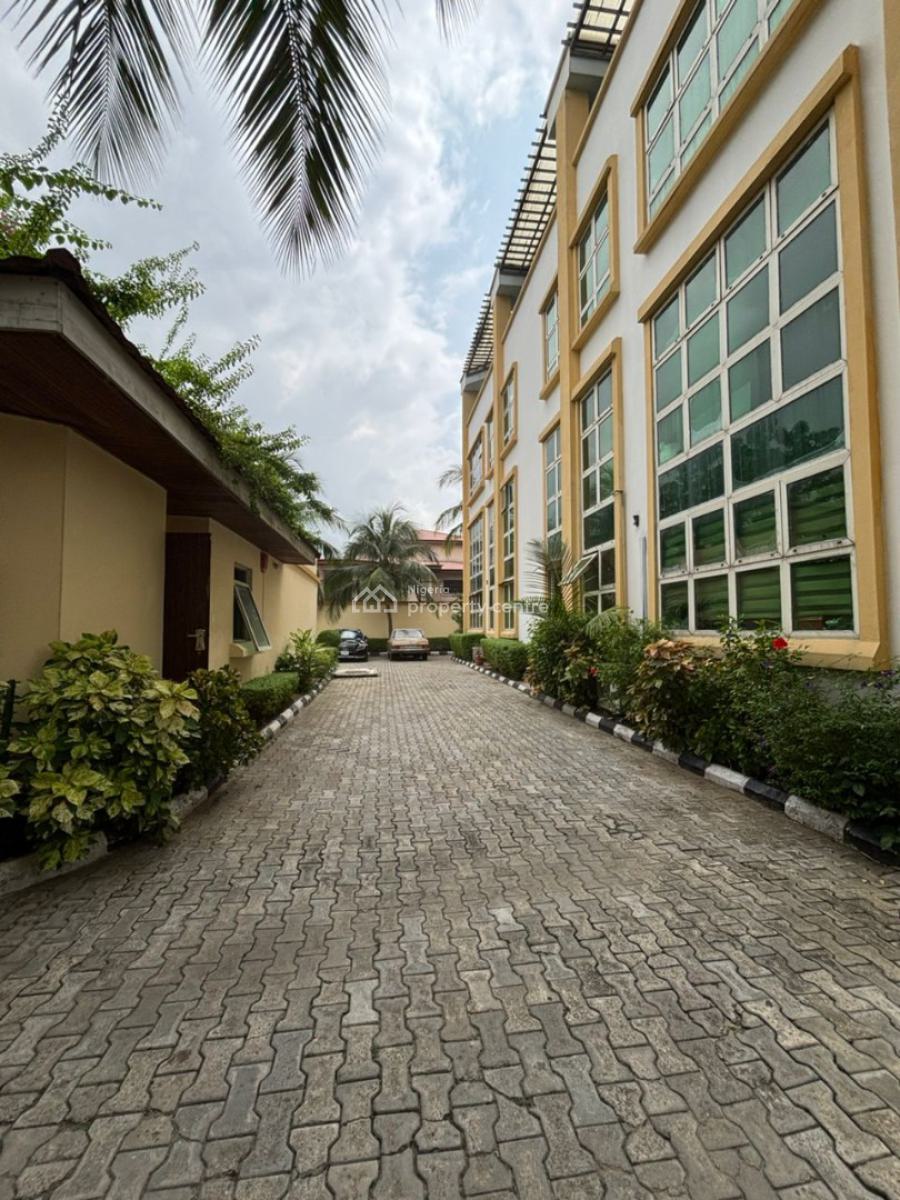 5 Units of 1 Bedroom Apartments 6 Unit of 2 Bedroom&penthouse, Oniru, Victoria Island (vi), Lagos, Flat / Apartment for Sale