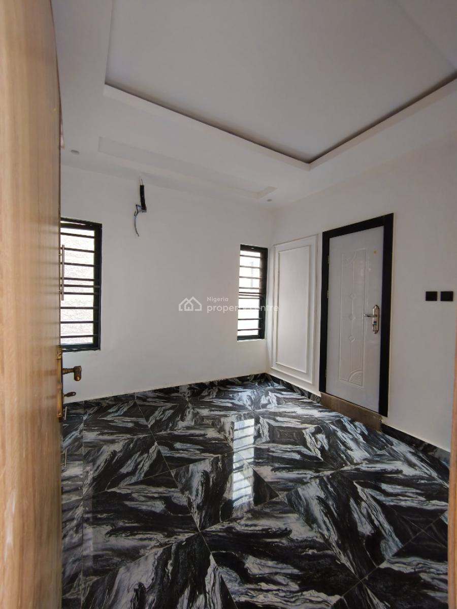 Luxury Brand New 2 Bedroom Apartment, Ologolo, Lekki, Lagos, Flat / Apartment for Rent