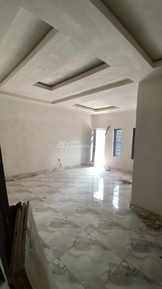 Luxury 2 Bedroom with Excellent Facilities, Alagomeji, Yaba, Lagos, Flat / Apartment for Sale