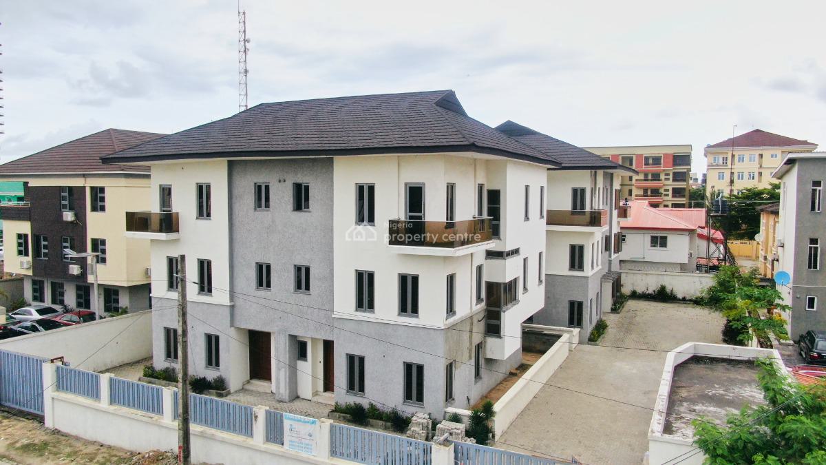 4 Bedroom Semi Detached House with 1 Room Staff Quarters, George Omonubi Street, Lekki Phase 1, Lekki, Lagos, Semi-detached Duplex for Sale