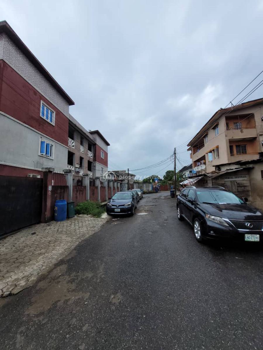 Lovely 2 Bedroom Flat, Abule Ijesha, Abule Ijesha, Yaba, Lagos, Flat / Apartment for Rent