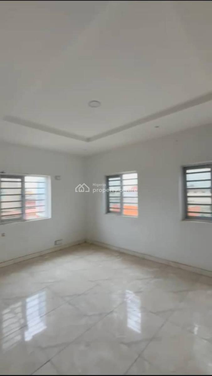 Newly Built 3bedroom Flat, Olatilewa Street Off Jubril Martins Via Olufemi Ogunlana Drive Lawason, Surulere, Lagos, Flat / Apartment for Rent