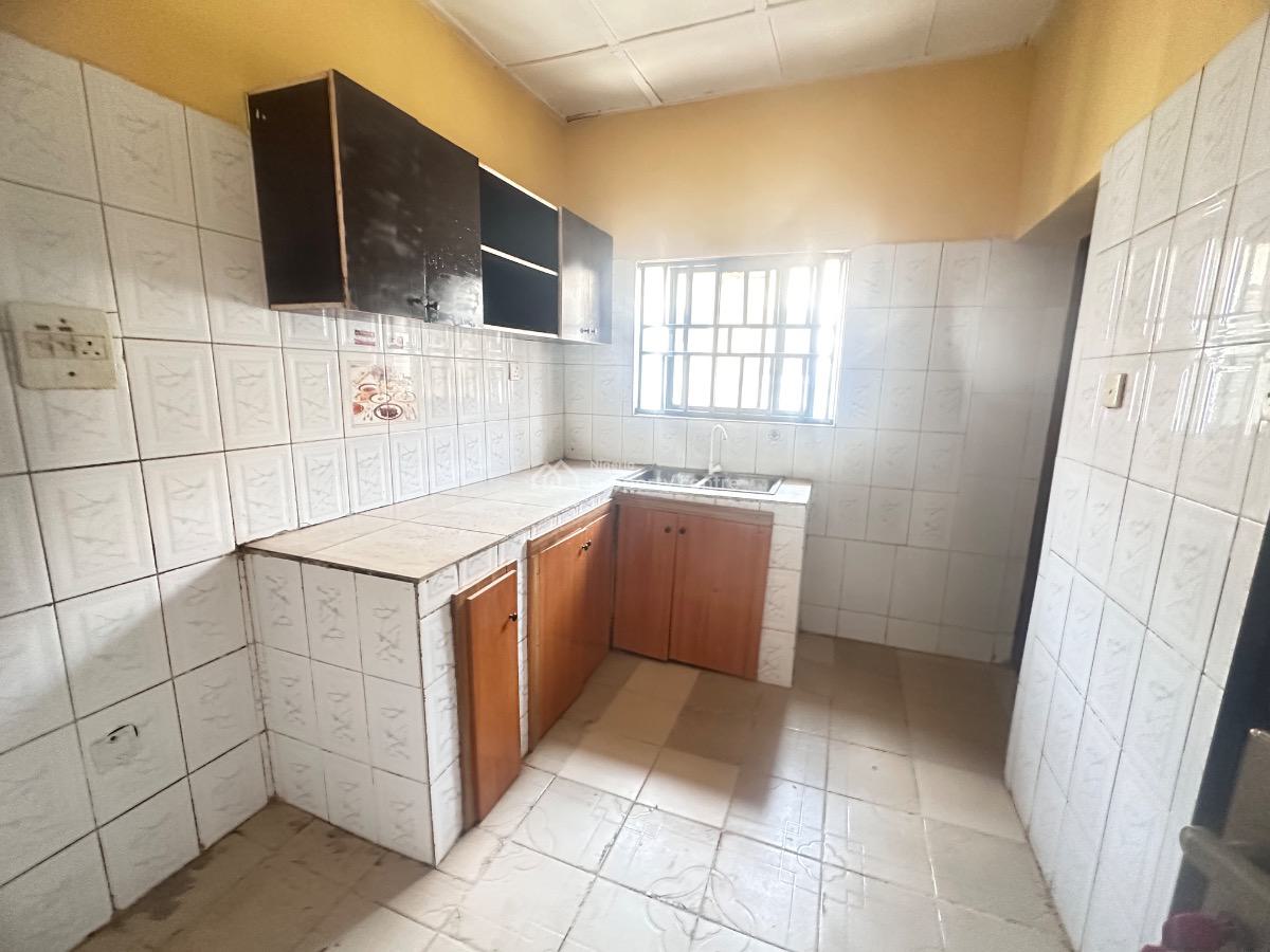 3 Bedroom Flat in an Accessible Area, Mabushi, Abuja, Flat / Apartment for Rent