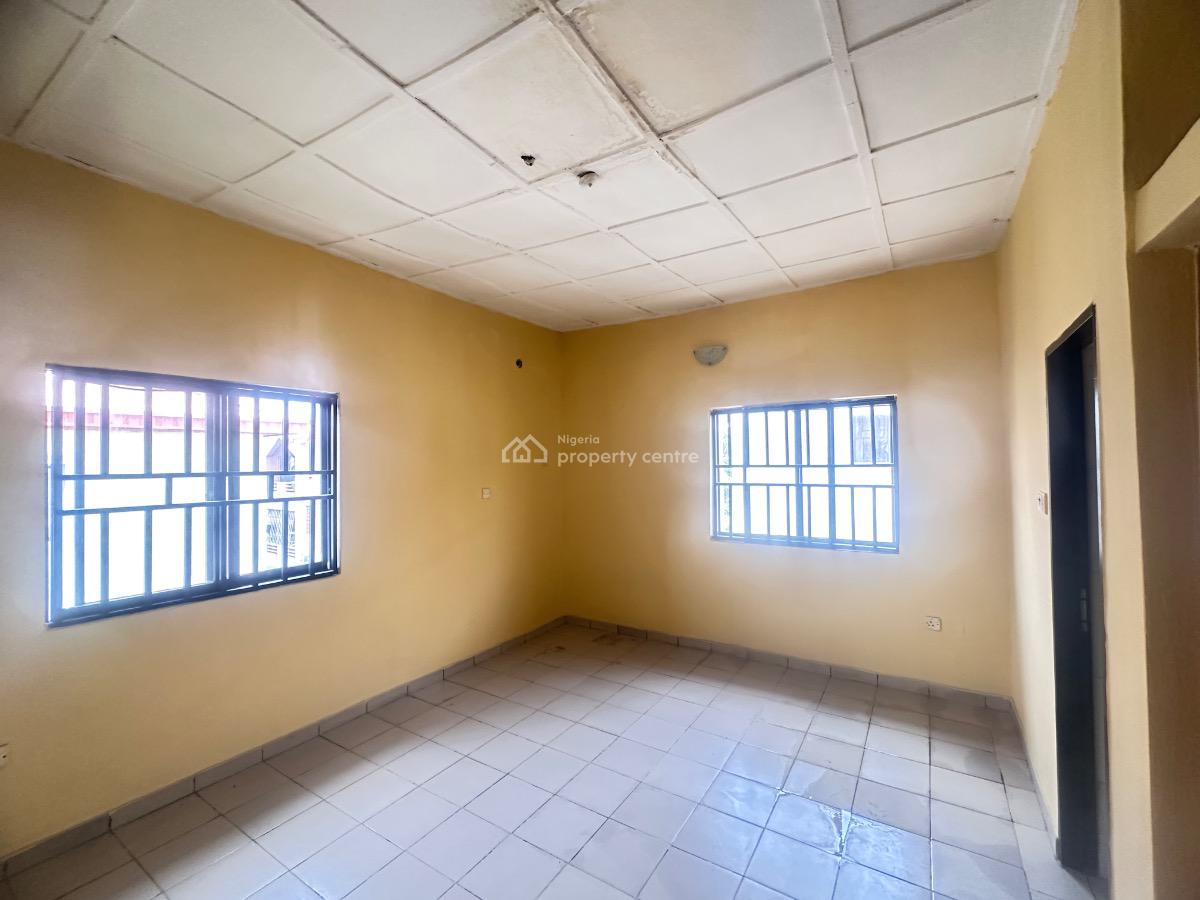 3 Bedroom Flat in an Accessible Area, Mabushi, Abuja, Flat / Apartment for Rent