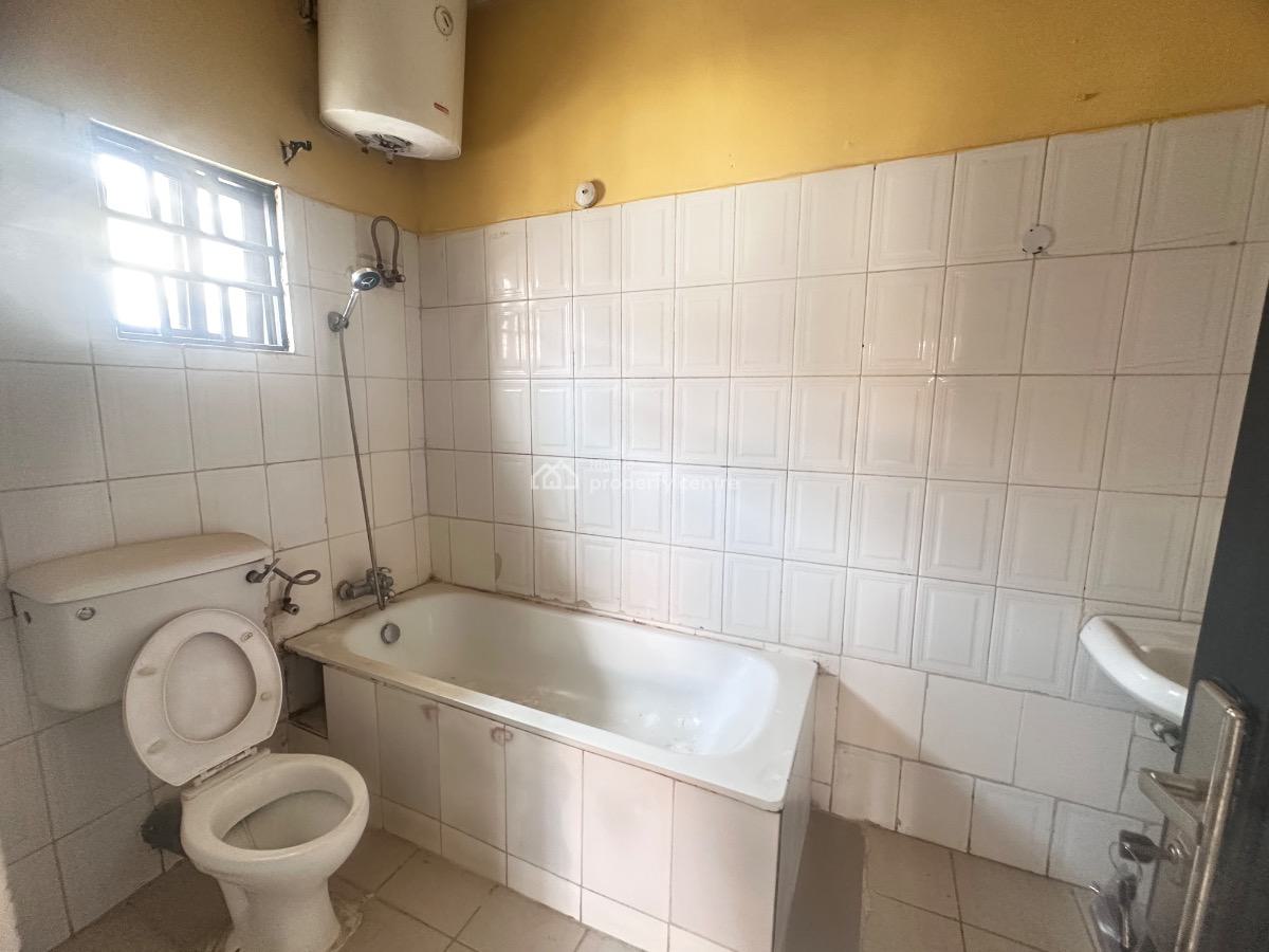 3 Bedroom Flat in an Accessible Area, Mabushi, Abuja, Flat / Apartment for Rent