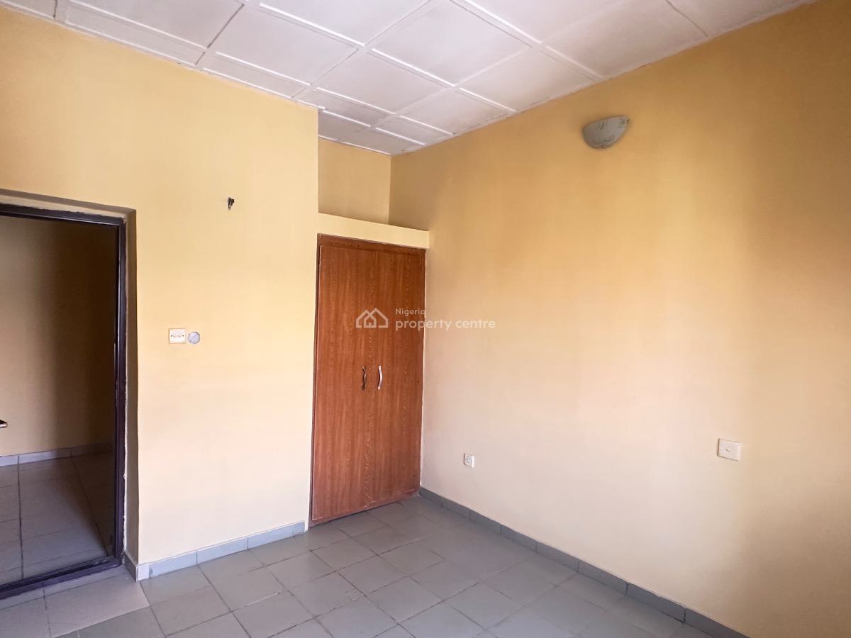 3 Bedroom Flat in an Accessible Area, Mabushi, Abuja, Flat / Apartment for Rent