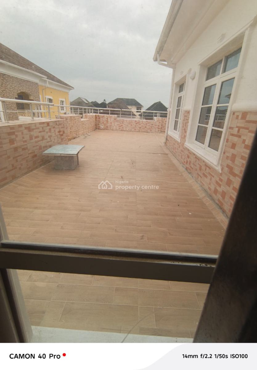Clean and Spacious 3 Bed and Bq Penthouse, Bera Estate, Lekki, Lagos, Flat / Apartment for Rent