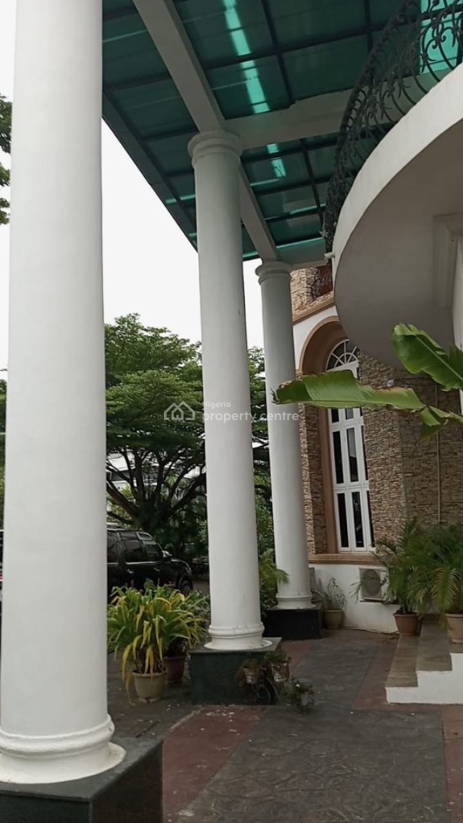 Massive 5-bedroom Luxury Mansion + 3 Bq -- Acadia Groove Estate, Osapa, Acadia Groove Estate, Osapa, Lekki, Lagos, House for Sale