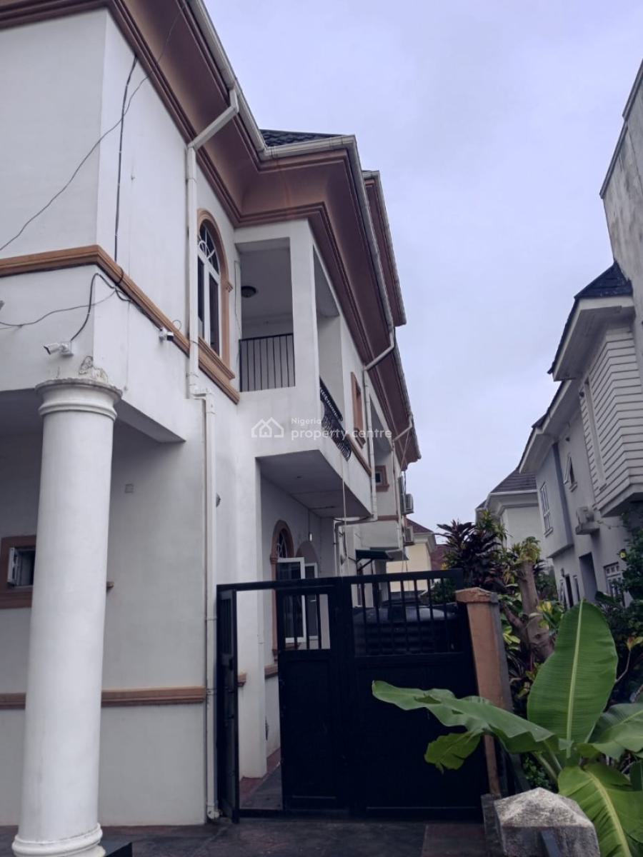 Massive 5-bedroom Luxury Mansion + 3 Bq -- Acadia Groove Estate, Osapa, Acadia Groove Estate, Osapa, Lekki, Lagos, House for Sale