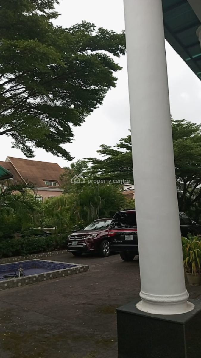 Massive 5-bedroom Luxury Mansion + 3 Bq -- Acadia Groove Estate, Osapa, Acadia Groove Estate, Osapa, Lekki, Lagos, House for Sale