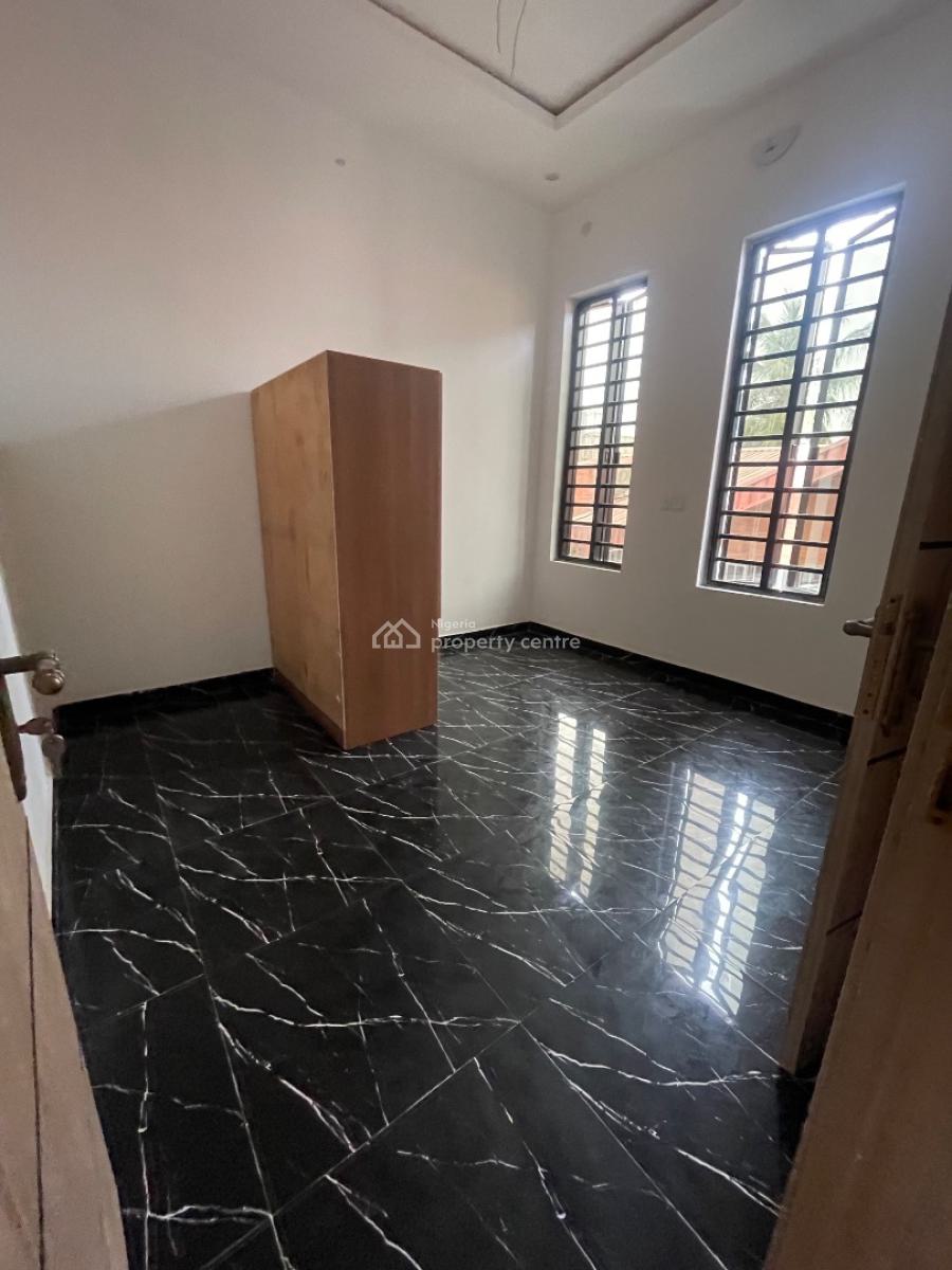 2 Bedroom Terrace, Ologolo Lekki, Lekki Phase 1, Lekki, Lagos, Terraced Duplex for Rent