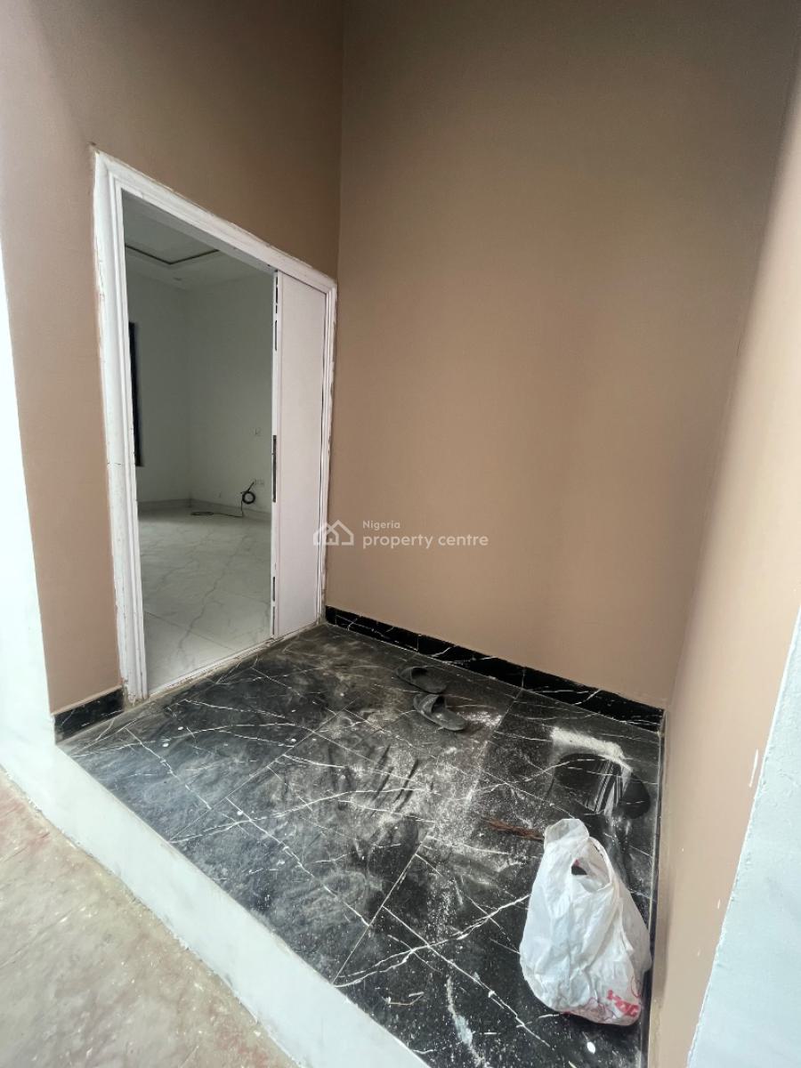 2 Bedroom Terrace, Ologolo Lekki, Lekki Phase 1, Lekki, Lagos, Terraced Duplex for Rent