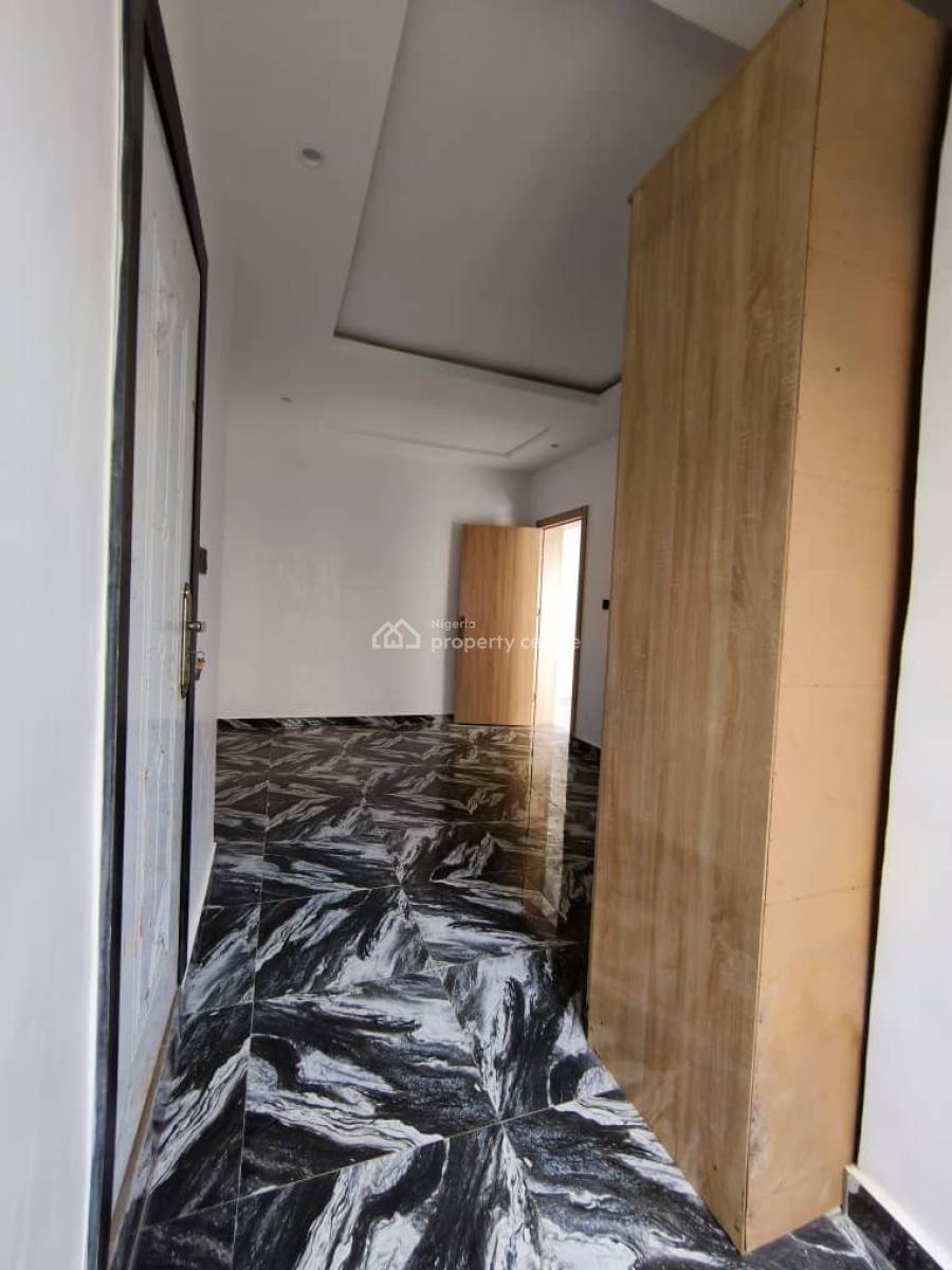 2 Beds, Can Also Be Used for Airbnb  (client Only.no Agents Pls), Ologolo, Lekki, Lagos, Flat / Apartment for Rent