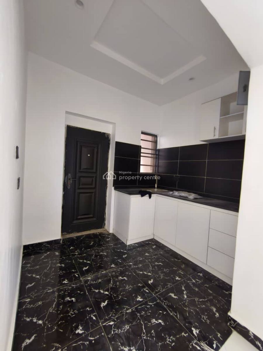 Luxury 2 Bedroom Apartment Available  at Ologolo., Ologolo Lekki Lagos, Ologolo, Lekki, Lagos, House for Rent