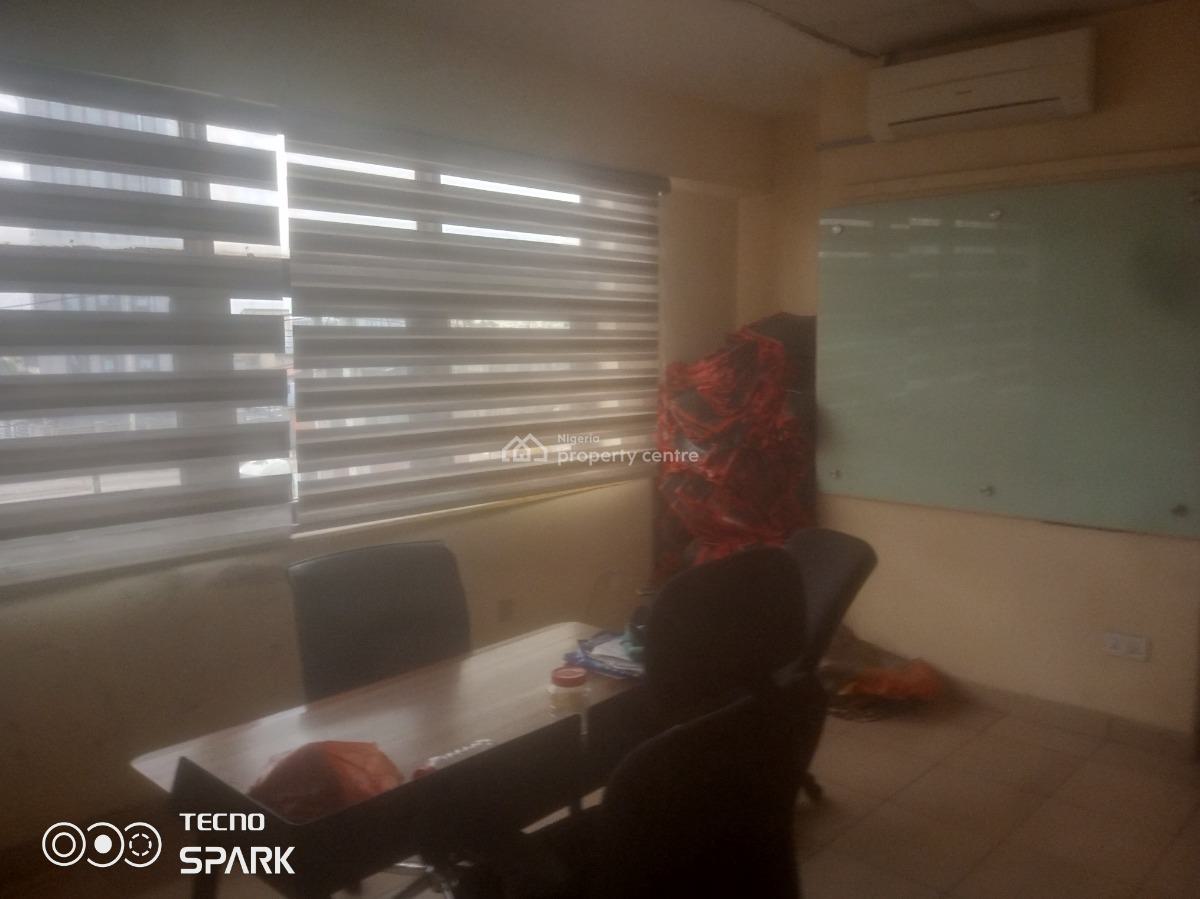 100sqm Office Space on Ikorodu Road Maryland, Ikorodu Road., Maryland, Lagos, Office Space for Rent