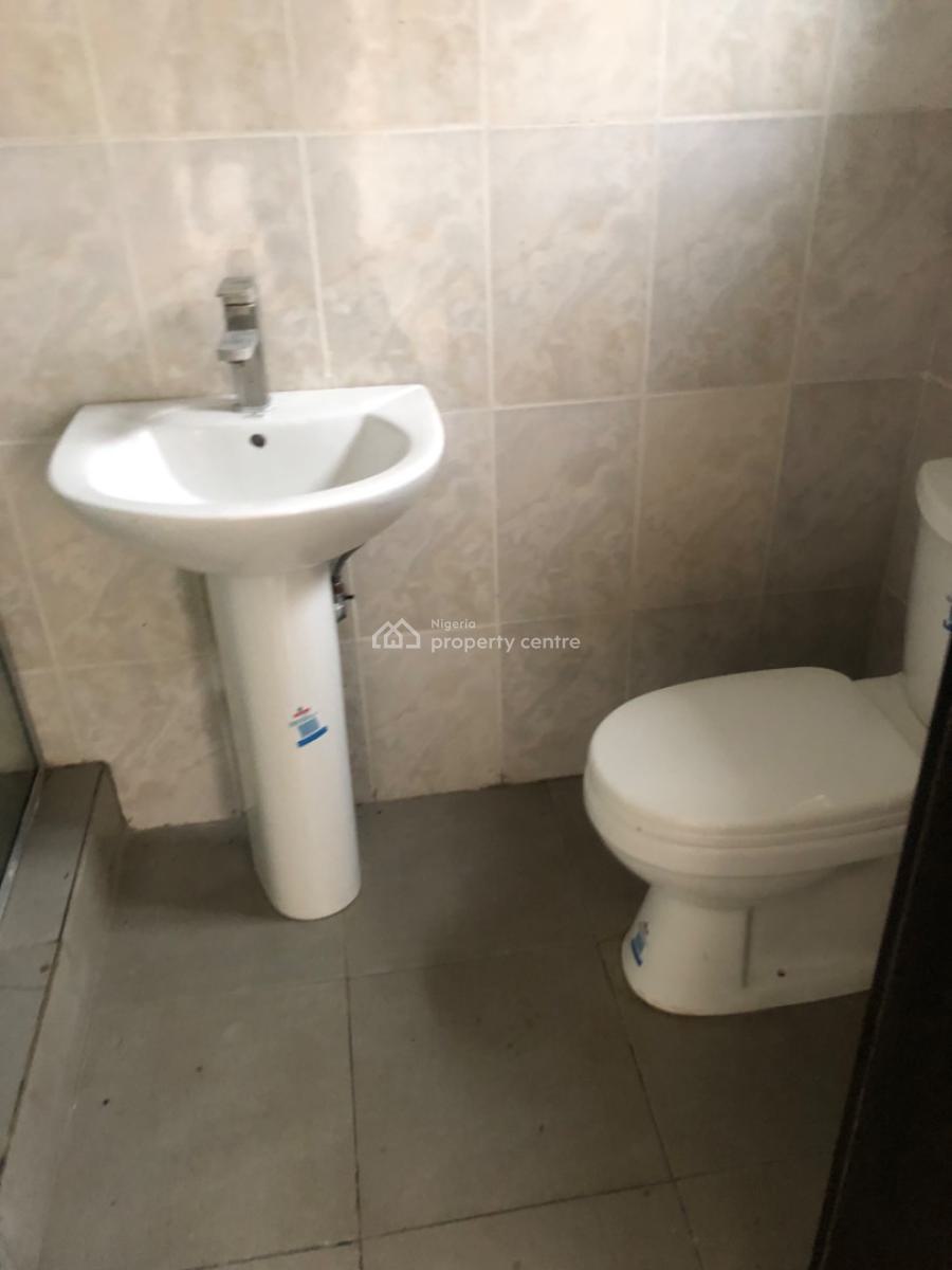 2bedroom Apartment, Ikota Lekki County, Ikota, Lekki, Lagos, Flat / Apartment for Rent