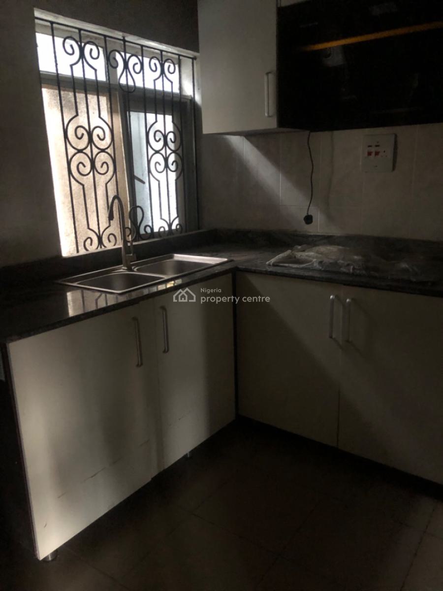 2bedroom Apartment, Ikota Lekki County, Ikota, Lekki, Lagos, Flat / Apartment for Rent