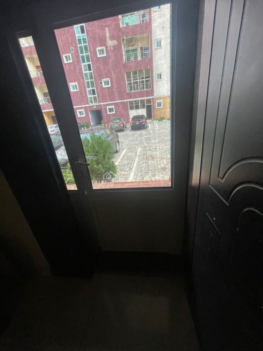 Spacious 3 Bedrooms Flat Serviced Apartment with Boyz Quarter, Horizon 2 Estate Meadow Hall Road, Ikate, Lekki, Lagos, Flat / Apartment for Sale