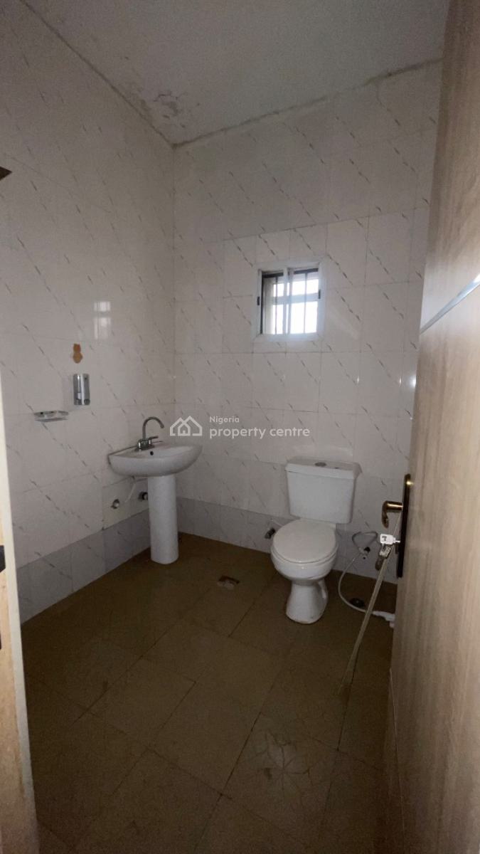 a Spacious 3 Bedroom Apartment, Mobil Road, Ilaje, Ajah, Lagos, Flat / Apartment for Rent