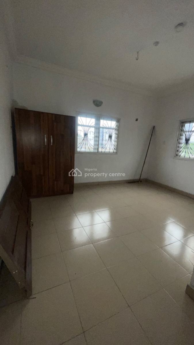 a Spacious 3 Bedroom Apartment, Mobil Road, Ilaje, Ajah, Lagos, Flat / Apartment for Rent