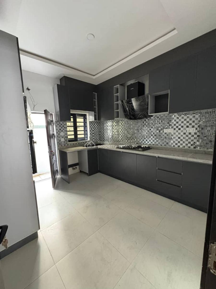 a Newly Built Spacious 4 Bedroom Terraced Duplex, Ologolo, Lekki, Lagos, Terraced Duplex for Rent
